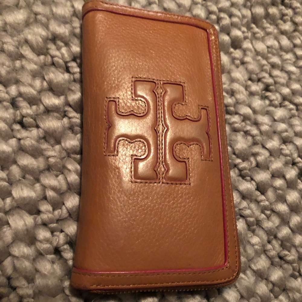 Tory Burch zip full size wallet